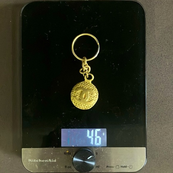 Chanel Vintage Gold Bag Charm/Keychain. - Picture 7 of 8